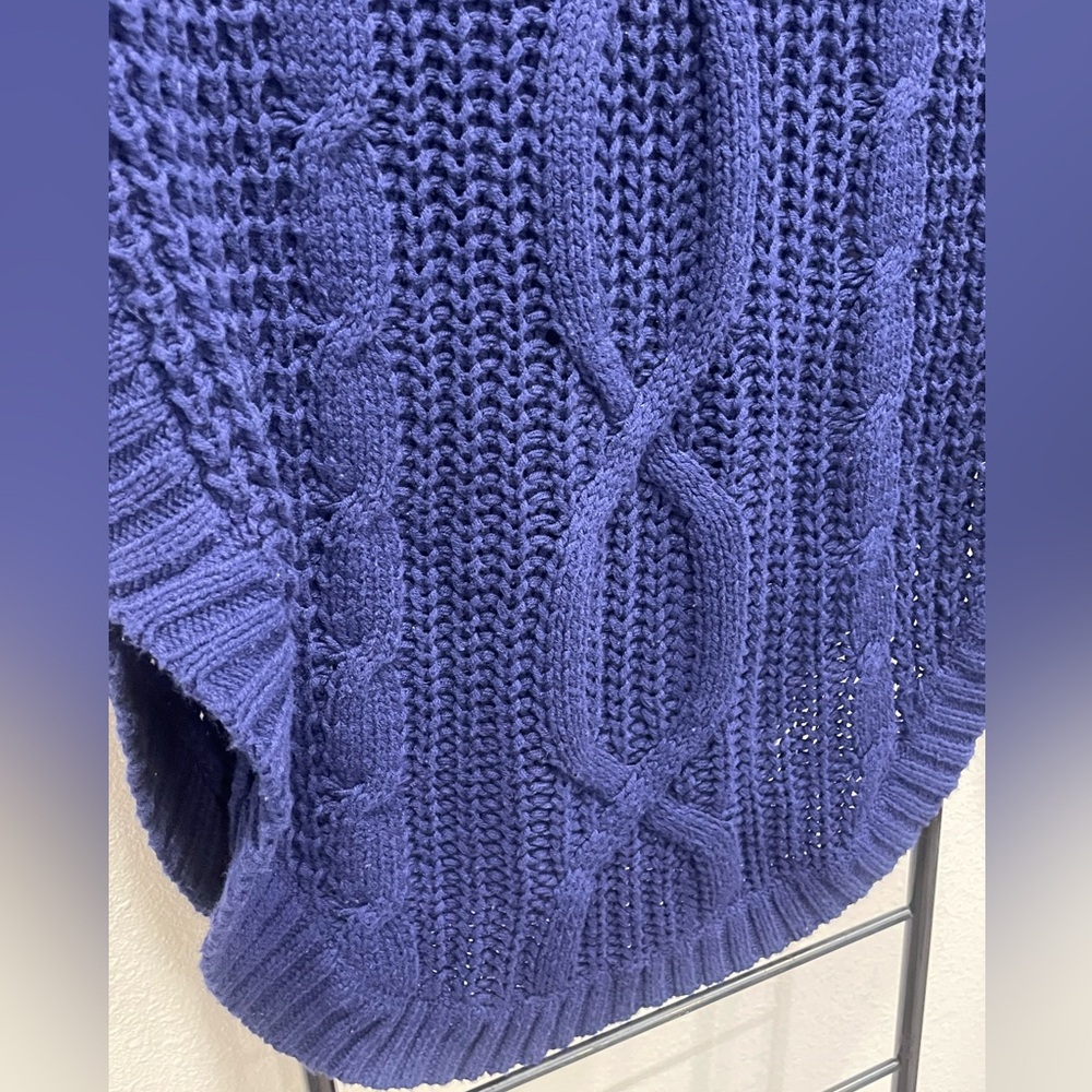 Express Women's 3/4 Sleeve Turtleneck Sweater / Size XS - Picture 12 of 16